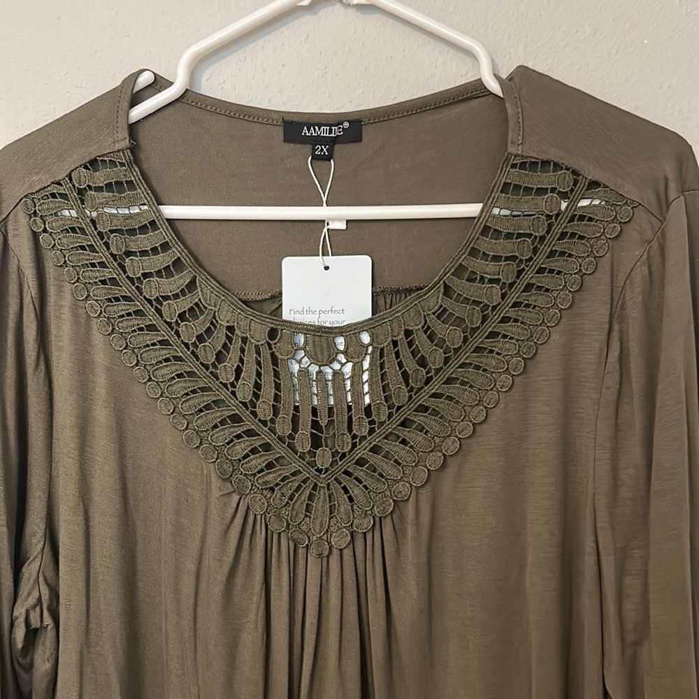 NWT Aamilife Womens Plus size 2x, olive green, laser cut lace at neckline. - Picture 3 of 8